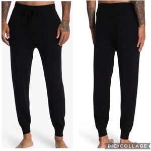 Amicale Wool/Cashmere Joggers - Black - M